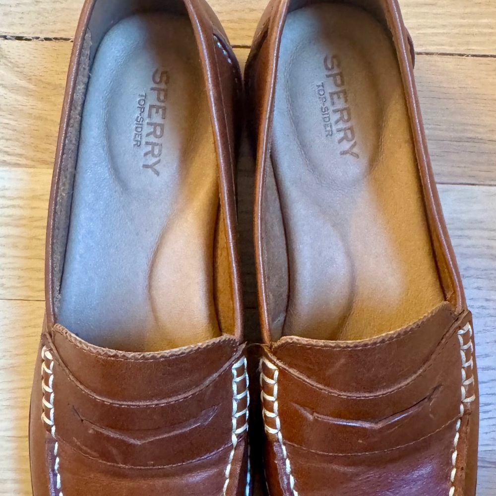 Classic Brown Leather Loafers - Picture 5 of 7